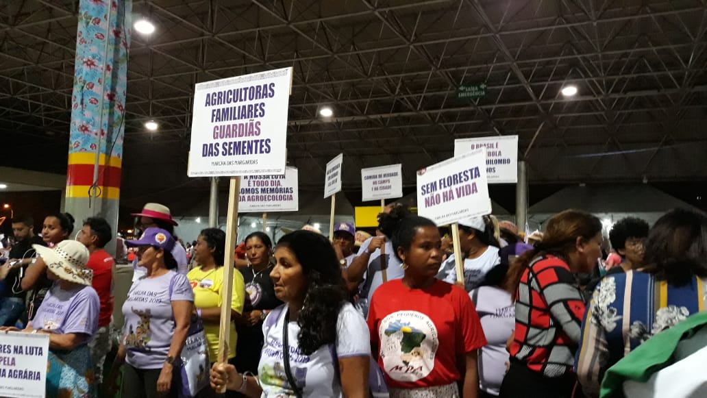 Diretoras do Sinasefe Ifes marcam presença na 6º edição da Marcha das Margaridas, em Brasília